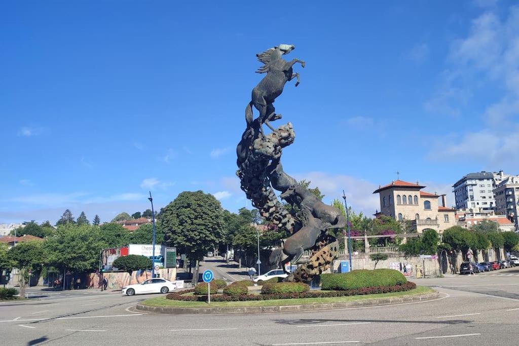 Estudio Centrico, A Pocos Metros Plaza De Espana. Vigo Esterno foto